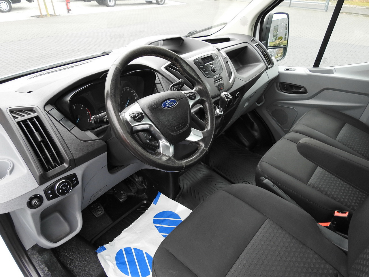 FORD TRANSIT TIPPER CRUISE CONTROL AIR CONDITIONING TWIN WHEELS  170HP - Transportbil med tippflak: bild 2 FORD TRANSIT TIPPER CRUISE CONTROL AIR CONDITIONING TWIN WHEELS  170HP - Transportbil med tippflak: bild 2