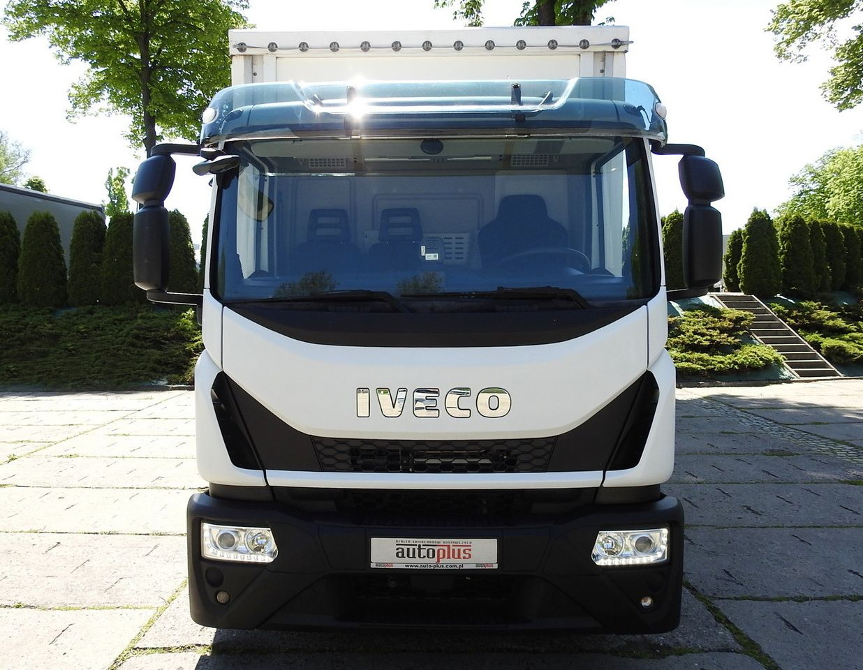 IVECO EUROCARGO 120 - 220 TARPAULIN LIFT 20 PALLETS LED LIGHTS AUTOMATIC TRANSMISSION HI-MATIC TWIN WHEELS AIR CONDITIONING 220HP - Transportbil med kapell: bild 5 IVECO EUROCARGO 120 - 220 TARPAULIN LIFT 20 PALLETS LED LIGHTS AUTOMATIC TRANSMISSION HI-MATIC TWIN WHEELS AIR CONDITIONING 220HP - Transportbil med kapell: bild 5