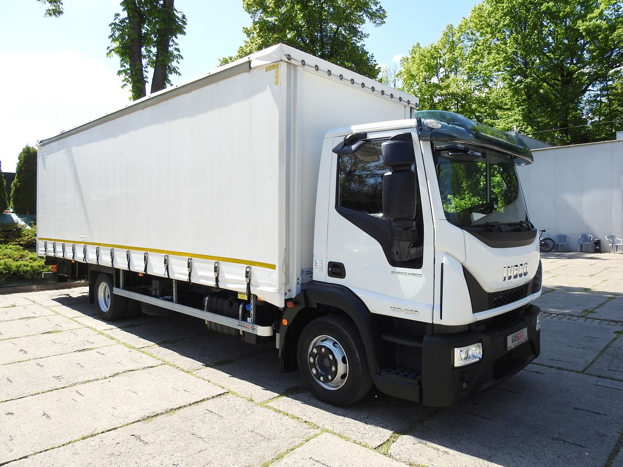 IVECO EUROCARGO 120 - 220 TARPAULIN LIFT 20 PALLETS LED LIGHTS AUTOMATIC TRANSMISSION HI-MATIC TWIN WHEELS AIR CONDITIONING 220HP - Kapellbil: bild 4 IVECO EUROCARGO 120 - 220 TARPAULIN LIFT 20 PALLETS LED LIGHTS AUTOMATIC TRANSMISSION HI-MATIC TWIN WHEELS AIR CONDITIONING 220HP - Kapellbil: bild 4