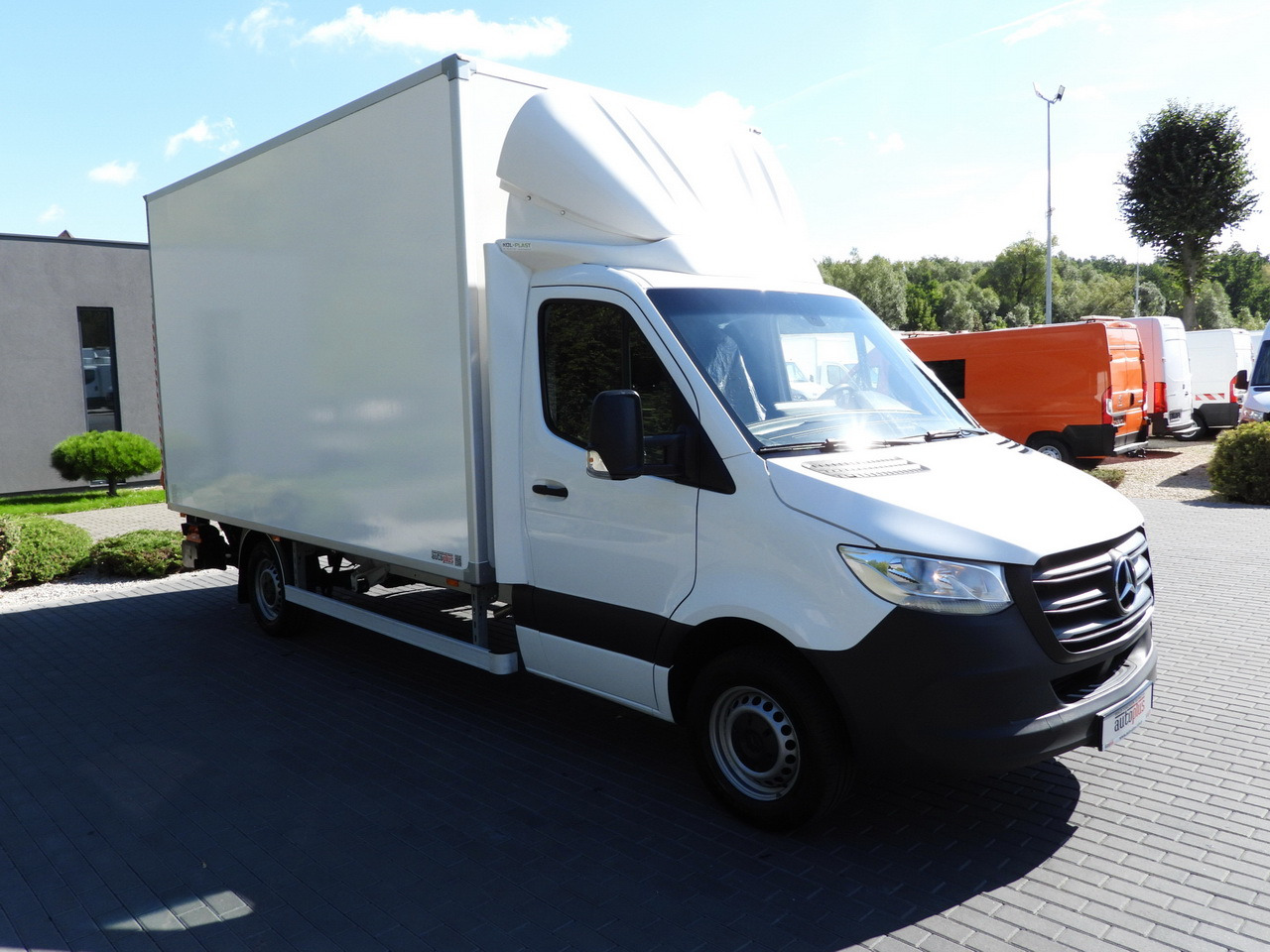 MERCEDES SPRINTER 315 BOX LIFT 8 PALLETS AIR CONDITIONING 150HP - Volymskåp: bild 4 MERCEDES SPRINTER 315 BOX LIFT 8 PALLETS AIR CONDITIONING 150HP - Volymskåp: bild 4