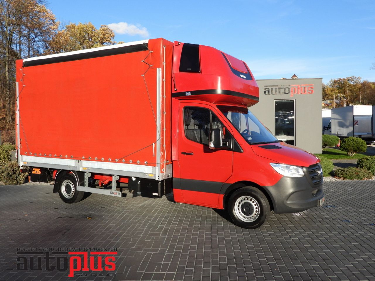 MERCEDES SPRINTER 316 TARPAULIN LIFT 8 PALLETS WEBASTO CRUISE CONTROL AIR CONDITIONING  160HP - Transportbil med kapell: bild 1 MERCEDES SPRINTER 316 TARPAULIN LIFT 8 PALLETS WEBASTO CRUISE CONTROL AIR CONDITIONING  160HP - Transportbil med kapell: bild 1
