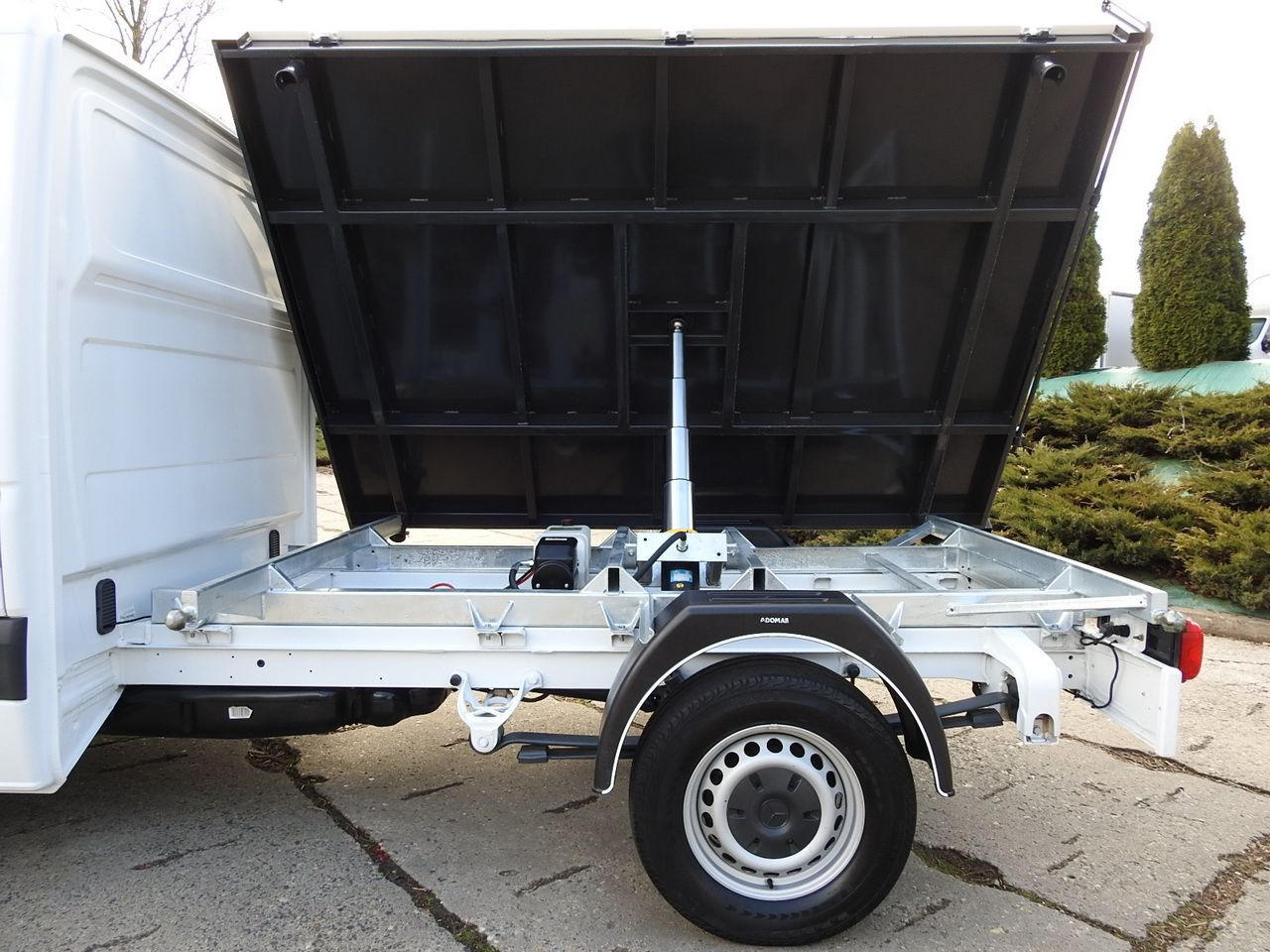 Transportbil med tippflak MERCEDES SPRINTER 316 THREE-WAY TIPPER CRUISE CONTROL AUTOMATIC TRANSMISSION AIR CONDITIONING 160HP: bild 20 Transportbil med tippflak MERCEDES SPRINTER 316 THREE-WAY TIPPER CRUISE CONTROL AUTOMATIC TRANSMISSION AIR CONDITIONING 160HP: bild 20