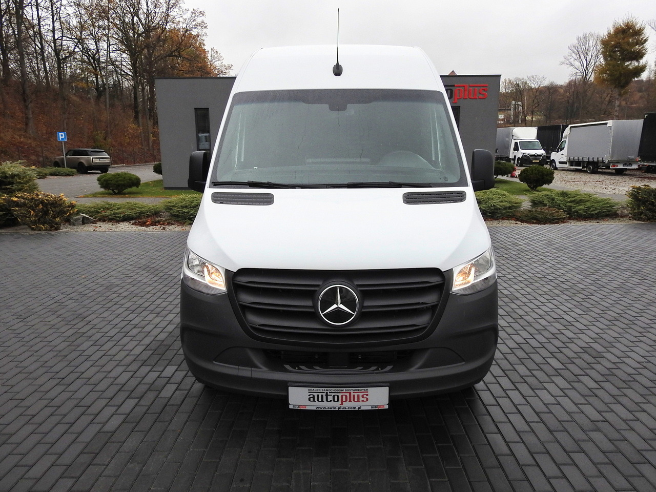 MERCEDES eSprinter NEW ELECTRIC VAN AUTOMATIC TRANSMISSION  GUARANTEE  95HP - Skåpbil, El transportbil: bild 5 MERCEDES eSprinter NEW ELECTRIC VAN AUTOMATIC TRANSMISSION  GUARANTEE  95HP - Skåpbil, El transportbil: bild 5