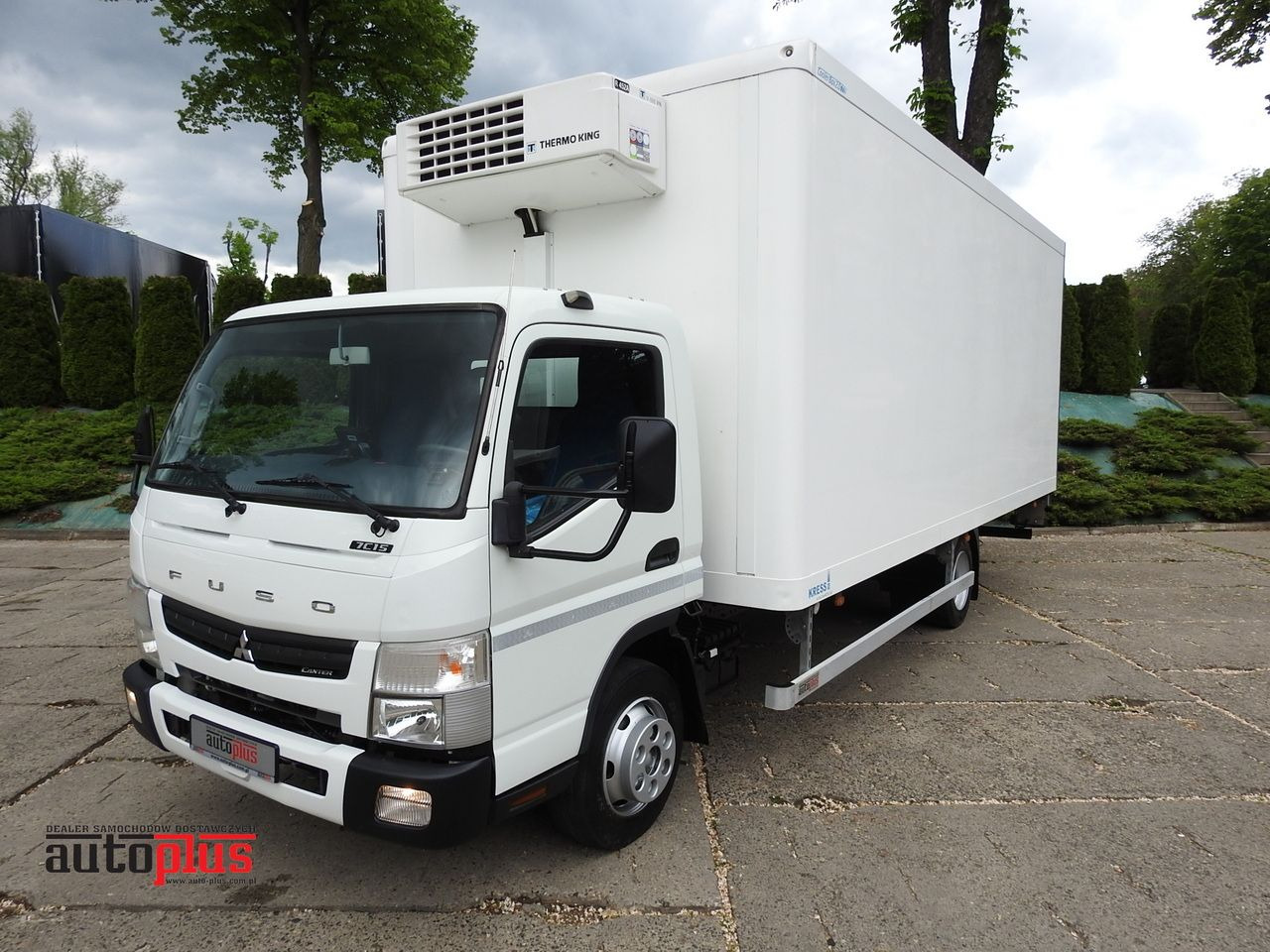 MITSUBISHI CANTER FUSO 7C15 REGRIGERATOR BOX -4*C LIFT POWER SUPPLY 230V AIR CONDITIONING AUTOMATIC TRANSMISSION 150HP - Kylbil lastbil: bild 1 MITSUBISHI CANTER FUSO 7C15 REGRIGERATOR BOX -4*C LIFT POWER SUPPLY 230V AIR CONDITIONING AUTOMATIC TRANSMISSION 150HP - Kylbil lastbil: bild 1