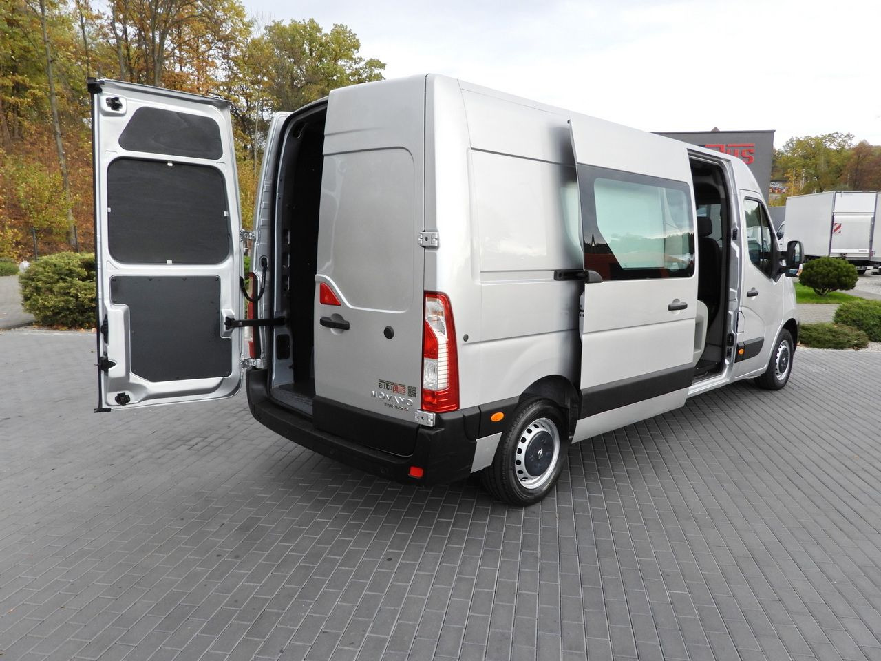 OPEL MOVANO BOX DELIVERY VAN 7 SEATS CRUISE CONTROL LED LIGHTS AIR CONDITIONING 180HP - Skåpbil: bild 3 OPEL MOVANO BOX DELIVERY VAN 7 SEATS CRUISE CONTROL LED LIGHTS AIR CONDITIONING 180HP - Skåpbil: bild 3