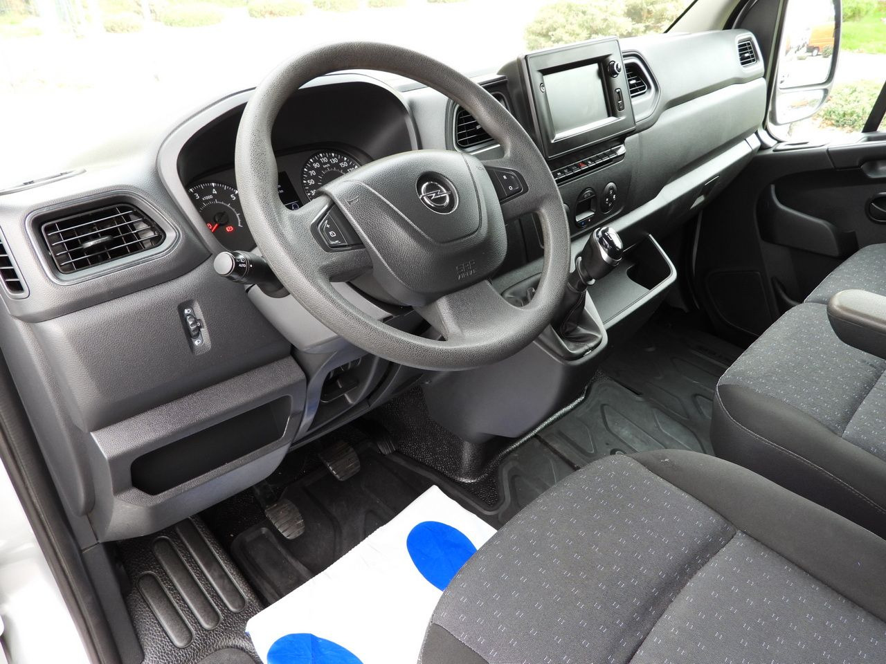 OPEL MOVANO BOX DELIVERY VAN 7 SEATS CRUISE CONTROL LED LIGHTS AIR CONDITIONING 180HP - Skåpbil: bild 2 OPEL MOVANO BOX DELIVERY VAN 7 SEATS CRUISE CONTROL LED LIGHTS AIR CONDITIONING 180HP - Skåpbil: bild 2