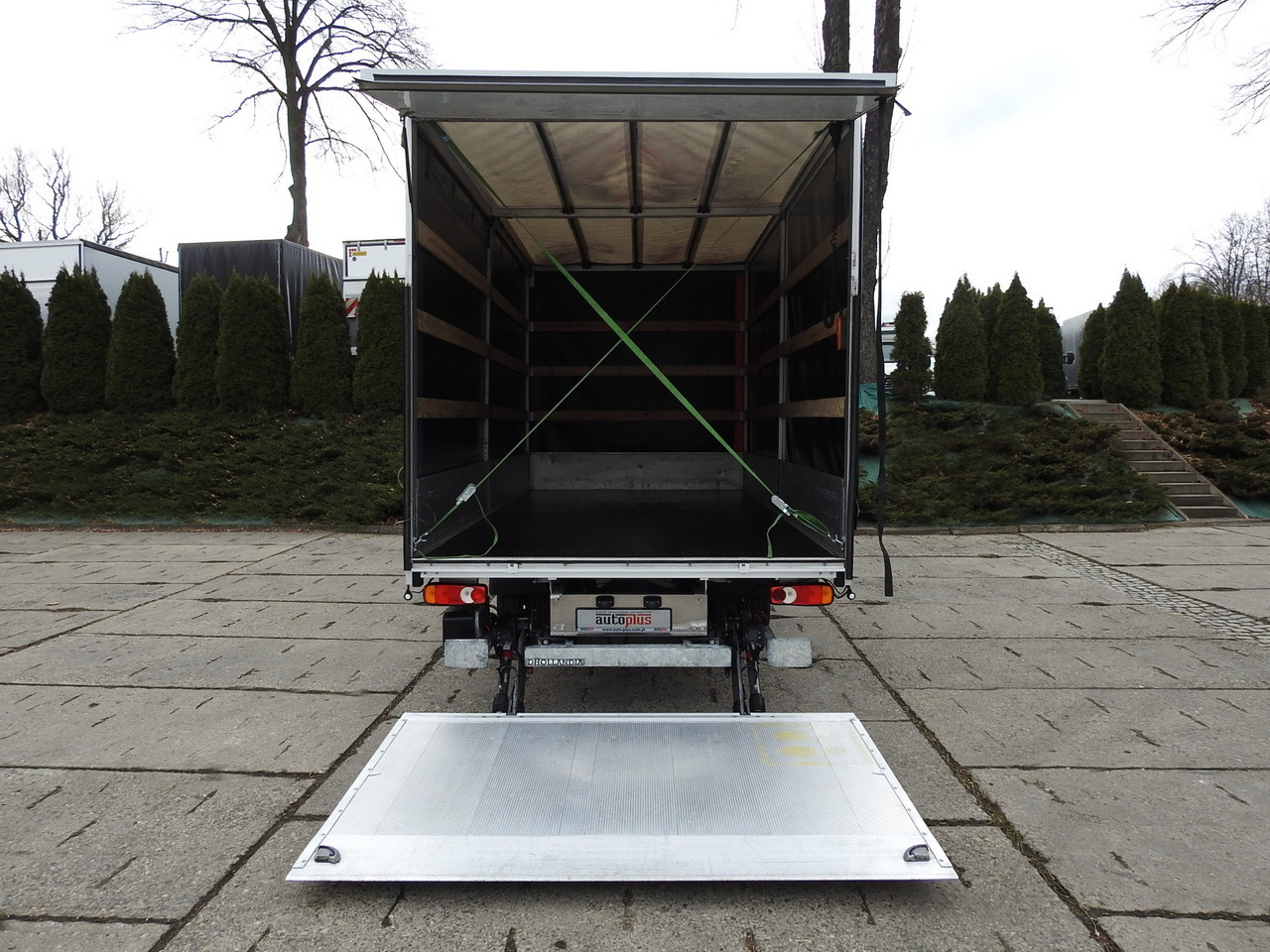 Transportbil med kapell OPEL MOVANO TARPAULIN LIFT 10 PALLETS CRUISE CONTROL AIR CONDITIONING LED LIGHTS PNEUMATICS TWIN WHEELS 165HP: bild 12 Transportbil med kapell OPEL MOVANO TARPAULIN LIFT 10 PALLETS CRUISE CONTROL AIR CONDITIONING LED LIGHTS PNEUMATICS TWIN WHEELS 165HP: bild 12