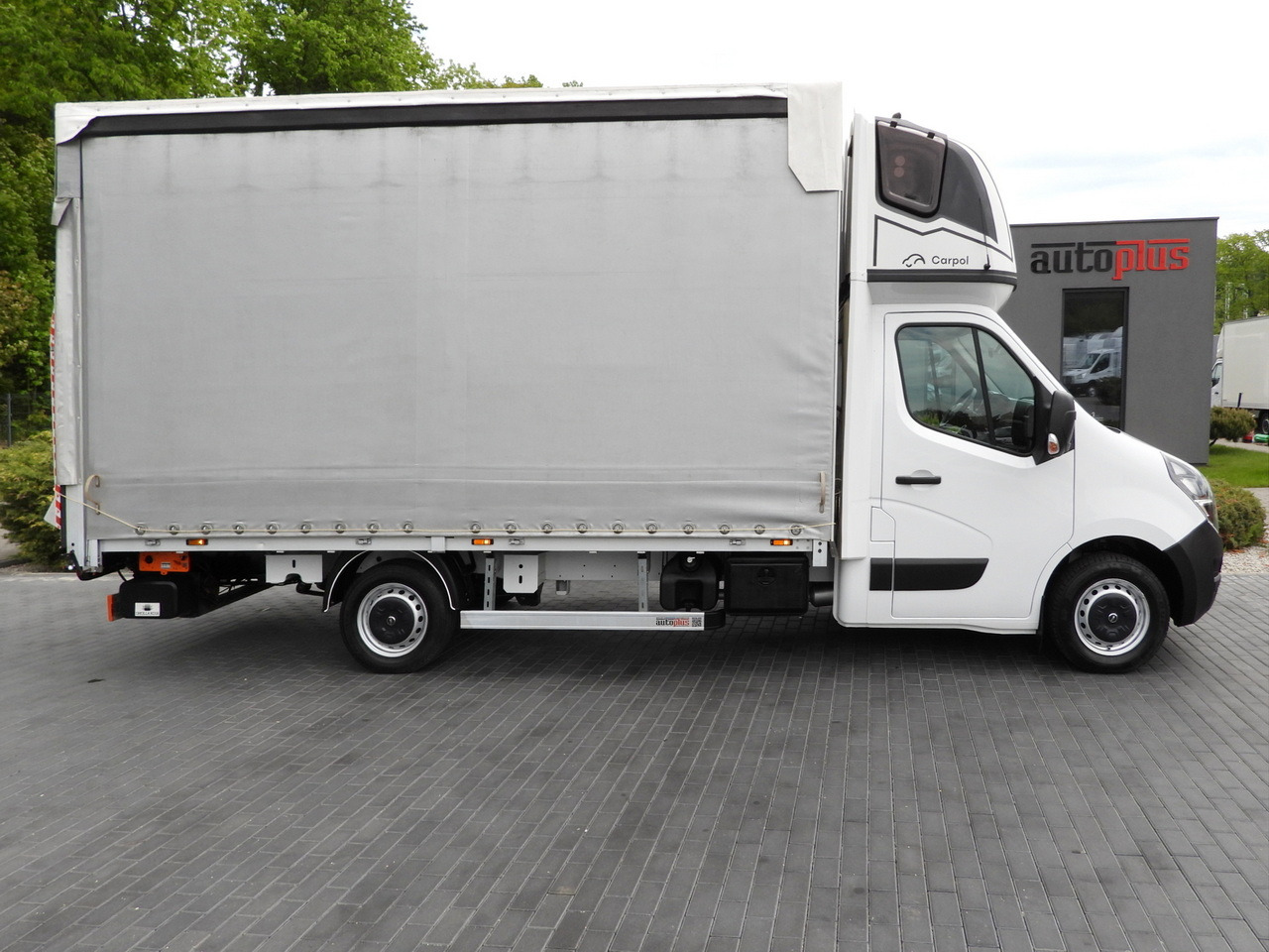 Transportbil med kapell OPEL MOVANO TARPAULIN LIFT 9 PALLETS WEBASTO CRUISE CONTROL LED LIGHTS PNEUMATICS AIR CONDITIONING 165HP: bild 7 Transportbil med kapell OPEL MOVANO TARPAULIN LIFT 9 PALLETS WEBASTO CRUISE CONTROL LED LIGHTS PNEUMATICS AIR CONDITIONING 165HP: bild 7