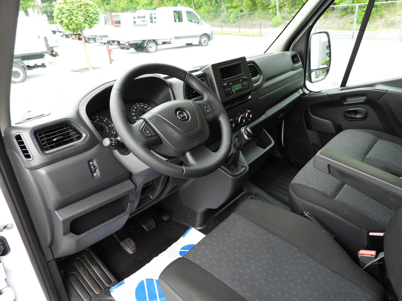 OPEL MOVANO TARPAULIN LIFT 9 PALLETS WEBASTO CRUISE CONTROL LED LIGHTS PNEUMATICS AIR CONDITIONING 165HP - Transportbil med kapell: bild 2 OPEL MOVANO TARPAULIN LIFT 9 PALLETS WEBASTO CRUISE CONTROL LED LIGHTS PNEUMATICS AIR CONDITIONING 165HP - Transportbil med kapell: bild 2