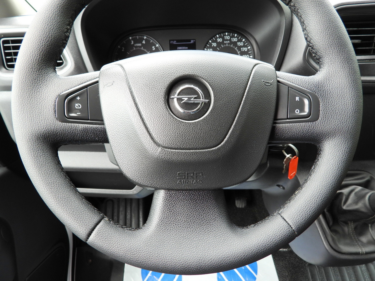 Transportbil med kapell OPEL MOVANO TARPAULIN LIFT 9 PALLETS WEBASTO CRUISE CONTROL LED LIGHTS PNEUMATICS AIR CONDITIONING 165HP: bild 37 Transportbil med kapell OPEL MOVANO TARPAULIN LIFT 9 PALLETS WEBASTO CRUISE CONTROL LED LIGHTS PNEUMATICS AIR CONDITIONING 165HP: bild 37