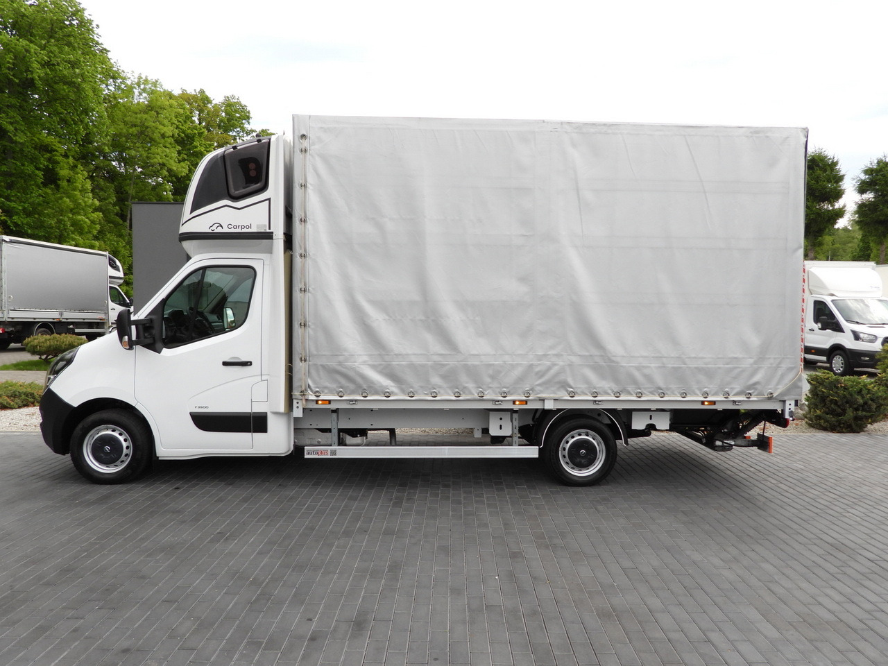 Transportbil med kapell OPEL MOVANO TARPAULIN LIFT 9 PALLETS WEBASTO CRUISE CONTROL LED LIGHTS PNEUMATICS AIR CONDITIONING 165HP: bild 9 Transportbil med kapell OPEL MOVANO TARPAULIN LIFT 9 PALLETS WEBASTO CRUISE CONTROL LED LIGHTS PNEUMATICS AIR CONDITIONING 165HP: bild 9