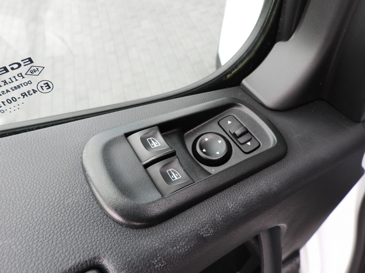 Transportbil med kapell OPEL MOVANO TARPAULIN LIFT 9 PALLETS WEBASTO CRUISE CONTROL LED LIGHTS PNEUMATICS AIR CONDITIONING 165HP: bild 34 Transportbil med kapell OPEL MOVANO TARPAULIN LIFT 9 PALLETS WEBASTO CRUISE CONTROL LED LIGHTS PNEUMATICS AIR CONDITIONING 165HP: bild 34