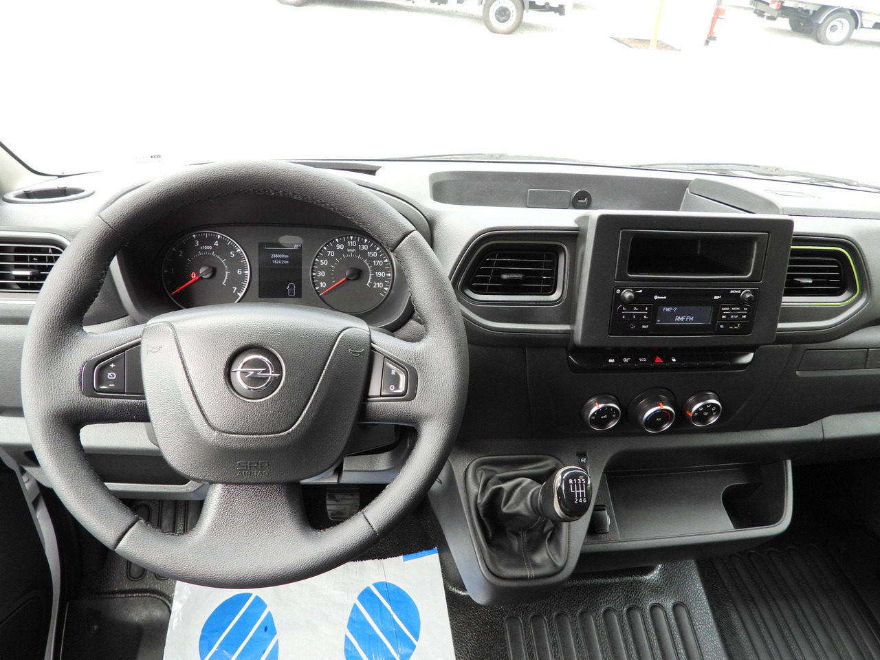 Transportbil med kapell OPEL MOVANO TARPAULIN LIFT 9 PALLETS WEBASTO CRUISE CONTROL LED LIGHTS PNEUMATICS AIR CONDITIONING 165HP: bild 36 Transportbil med kapell OPEL MOVANO TARPAULIN LIFT 9 PALLETS WEBASTO CRUISE CONTROL LED LIGHTS PNEUMATICS AIR CONDITIONING 165HP: bild 36