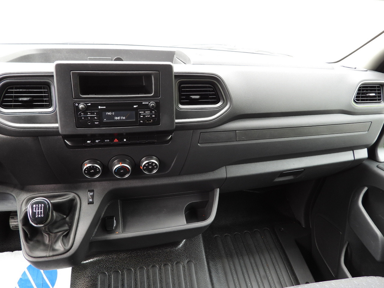 Transportbil med kapell OPEL MOVANO TARPAULIN LIFT 9 PALLETS WEBASTO CRUISE CONTROL LED LIGHTS PNEUMATICS AIR CONDITIONING 165HP: bild 39 Transportbil med kapell OPEL MOVANO TARPAULIN LIFT 9 PALLETS WEBASTO CRUISE CONTROL LED LIGHTS PNEUMATICS AIR CONDITIONING 165HP: bild 39