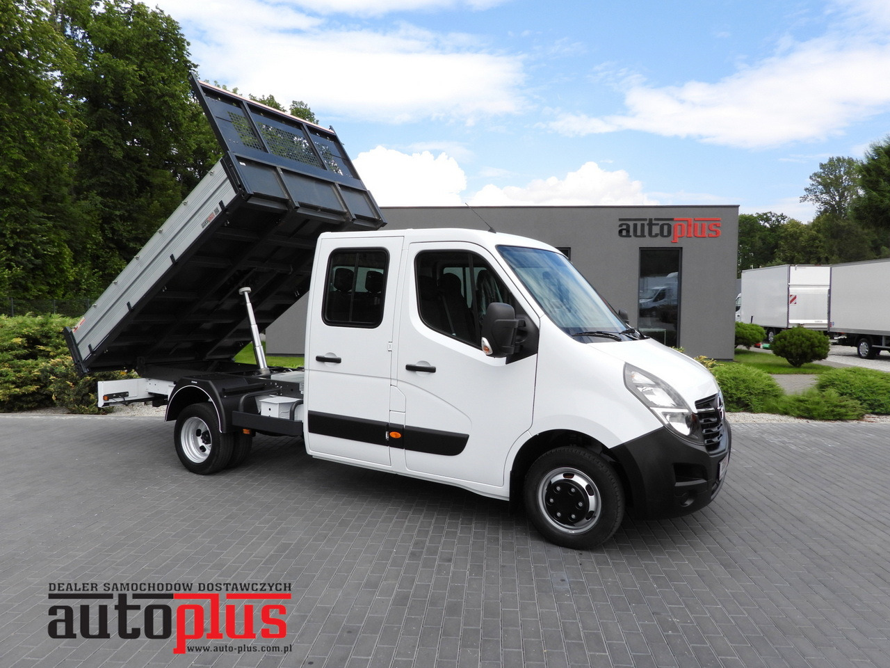 OPEL MOVANO TIPPER DOUBLE CABIN DOKA 7 SEATS LED LIGHTS TWIN WHEELS AIR CONDITIONING 145HP - Transportbil med tippflak: bild 1 OPEL MOVANO TIPPER DOUBLE CABIN DOKA 7 SEATS LED LIGHTS TWIN WHEELS AIR CONDITIONING 145HP - Transportbil med tippflak: bild 1