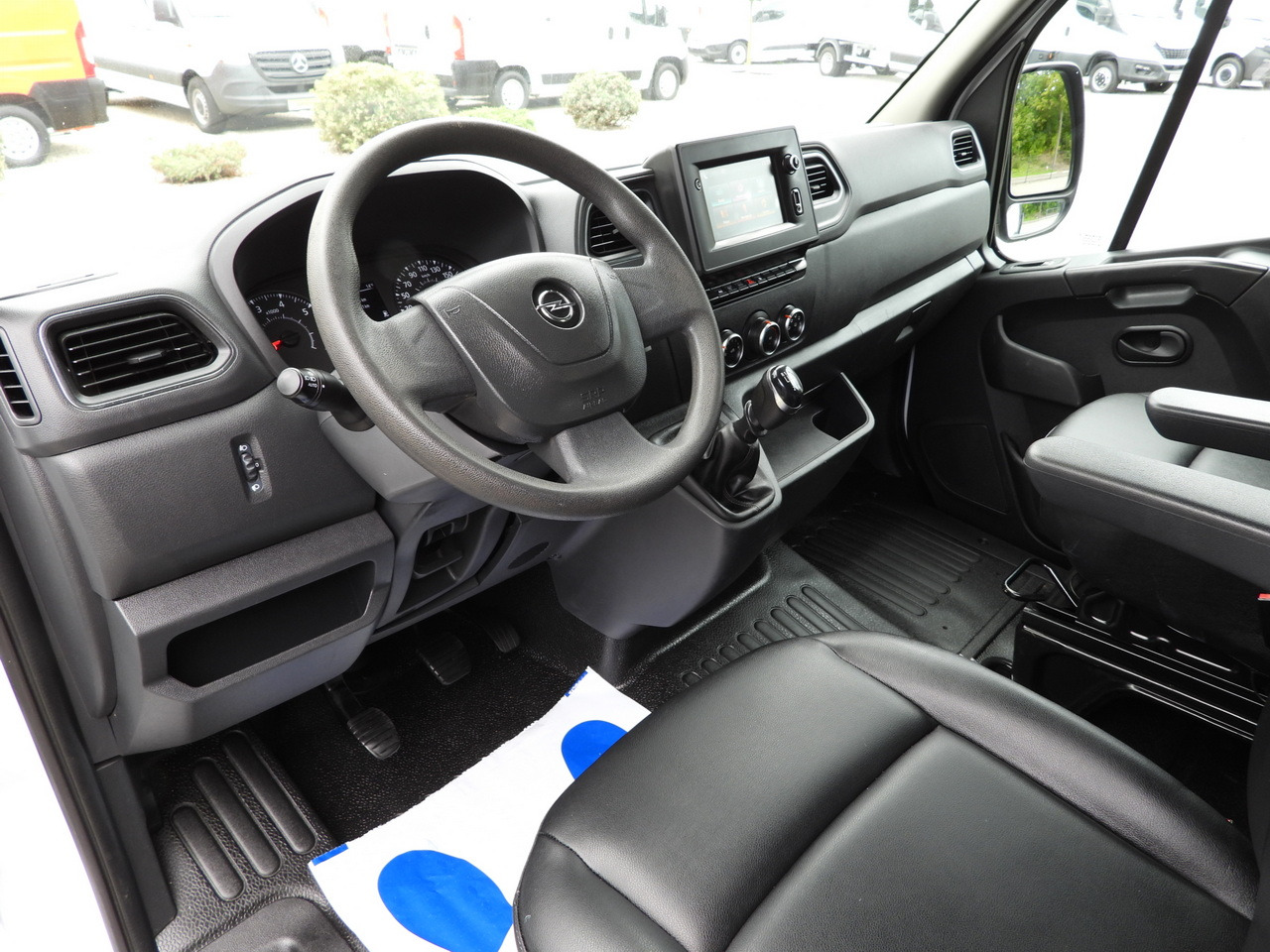 OPEL MOVANO TIPPER NAVIGATION LED LIGHTS TWIN WHEELS AIR CONDITIONING 145HP - Transportbil med tippflak: bild 2 OPEL MOVANO TIPPER NAVIGATION LED LIGHTS TWIN WHEELS AIR CONDITIONING 145HP - Transportbil med tippflak: bild 2