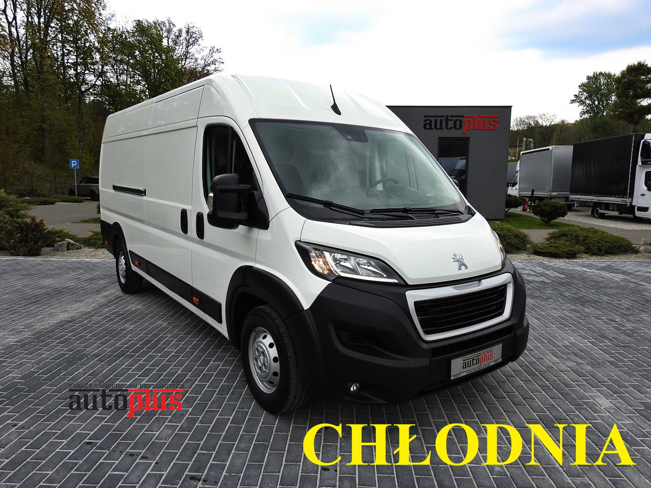 PEUGEOT BOXER REFRIGERATOR VAN 0*C CRUISE CONTROL NAVIGATION AIR CONDITIONING 135HP - Kylbil: bild 1 PEUGEOT BOXER REFRIGERATOR VAN 0*C CRUISE CONTROL NAVIGATION AIR CONDITIONING 135HP - Kylbil: bild 1