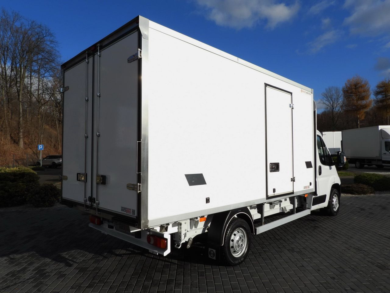 PEUGEOT BOXER REGRIGERATOR BOX 0*C 8 PALLETS CRUISE CONTROL LED LIGHTS AIR CONDITIONING 140HP - Kylbil: bild 3 PEUGEOT BOXER REGRIGERATOR BOX 0*C 8 PALLETS CRUISE CONTROL LED LIGHTS AIR CONDITIONING 140HP - Kylbil: bild 3