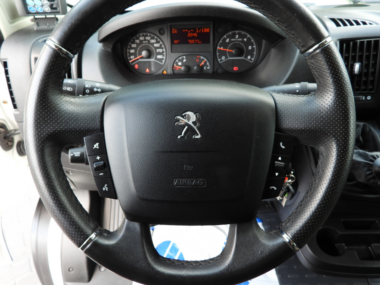 Kylbil PEUGEOT BOXER REGRIGERATOR BOX 0*C 8 PALLETS CRUISE CONTROL LED LIGHTS AIR CONDITIONING  165HP: bild 34