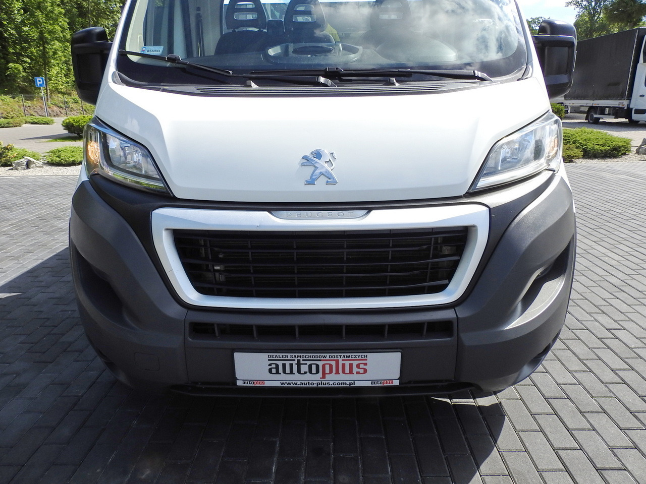 Tippbil lastbil PEUGEOT BOXER THREE-WAY TIPPER AIR CONDITIONING 130HP: bild 17 Tippbil lastbil PEUGEOT BOXER THREE-WAY TIPPER AIR CONDITIONING 130HP: bild 17