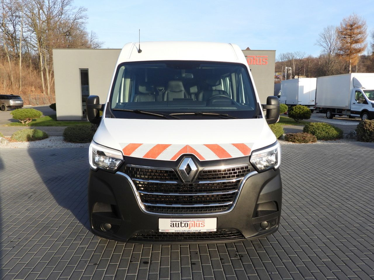 RENAULT MASTER BOX DELIVERY VAN 7 SEATS CRUISE CONTROL LED LIGHTS AIR CONDITIONING 145HP - Skåpbil: bild 5 RENAULT MASTER BOX DELIVERY VAN 7 SEATS CRUISE CONTROL LED LIGHTS AIR CONDITIONING 145HP - Skåpbil: bild 5