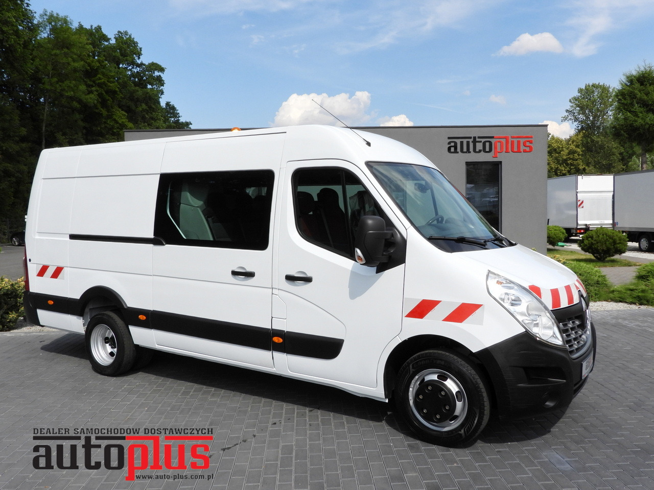 RENAULT MASTER BOX DELIVERY VAN 7 SEATS CRUISE CONTROL TWIN WHEELS AIR CONDITIONING  145HP - Skåpbil: bild 1 RENAULT MASTER BOX DELIVERY VAN 7 SEATS CRUISE CONTROL TWIN WHEELS AIR CONDITIONING  145HP - Skåpbil: bild 1