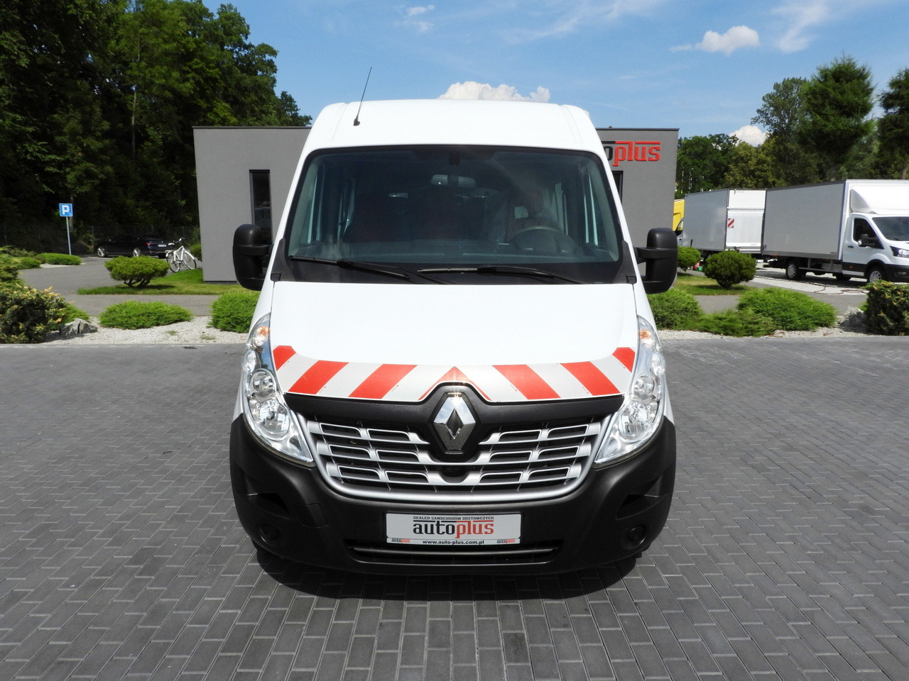 RENAULT MASTER BOX DELIVERY VAN 7 SEATS CRUISE CONTROL TWIN WHEELS AIR CONDITIONING  145HP - Skåpbil: bild 5 RENAULT MASTER BOX DELIVERY VAN 7 SEATS CRUISE CONTROL TWIN WHEELS AIR CONDITIONING  145HP - Skåpbil: bild 5