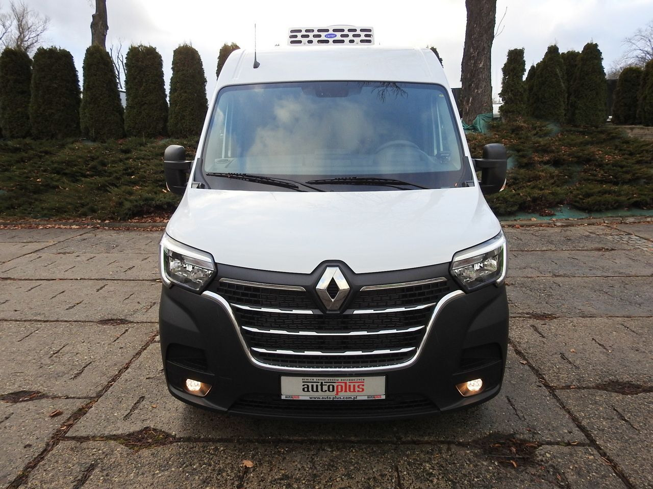 RENAULT MASTER NEW REFRIGERATOR VAN -10*C AIR CONDITIONING MANUFACTURERS 135HP - Kylbil: bild 5 RENAULT MASTER NEW REFRIGERATOR VAN -10*C AIR CONDITIONING MANUFACTURERS 135HP - Kylbil: bild 5