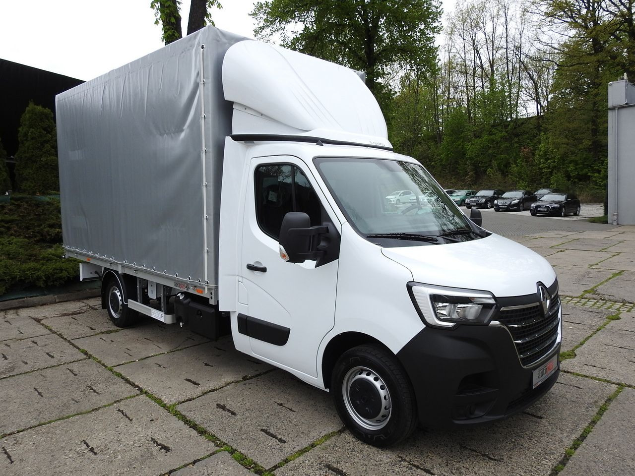 RENAULT MASTER NEW TARPAULIN 8 PALLETS CRUISE CONTROL LED LIGHTS AIR CONDITIONING 165HP - Transportbil med kapell: bild 4 RENAULT MASTER NEW TARPAULIN 8 PALLETS CRUISE CONTROL LED LIGHTS AIR CONDITIONING 165HP - Transportbil med kapell: bild 4