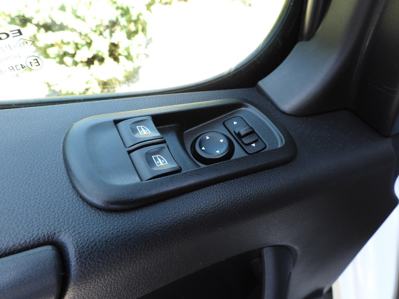 Transportbil med kapell RENAULT MASTER TARPAULIN 10 PALLETS WEBASTO CRUISE CONTROL LED LIGHTS PNEUMATICS AIR CONDITIONING 165HP: bild 37 Transportbil med kapell RENAULT MASTER TARPAULIN 10 PALLETS WEBASTO CRUISE CONTROL LED LIGHTS PNEUMATICS AIR CONDITIONING 165HP: bild 37