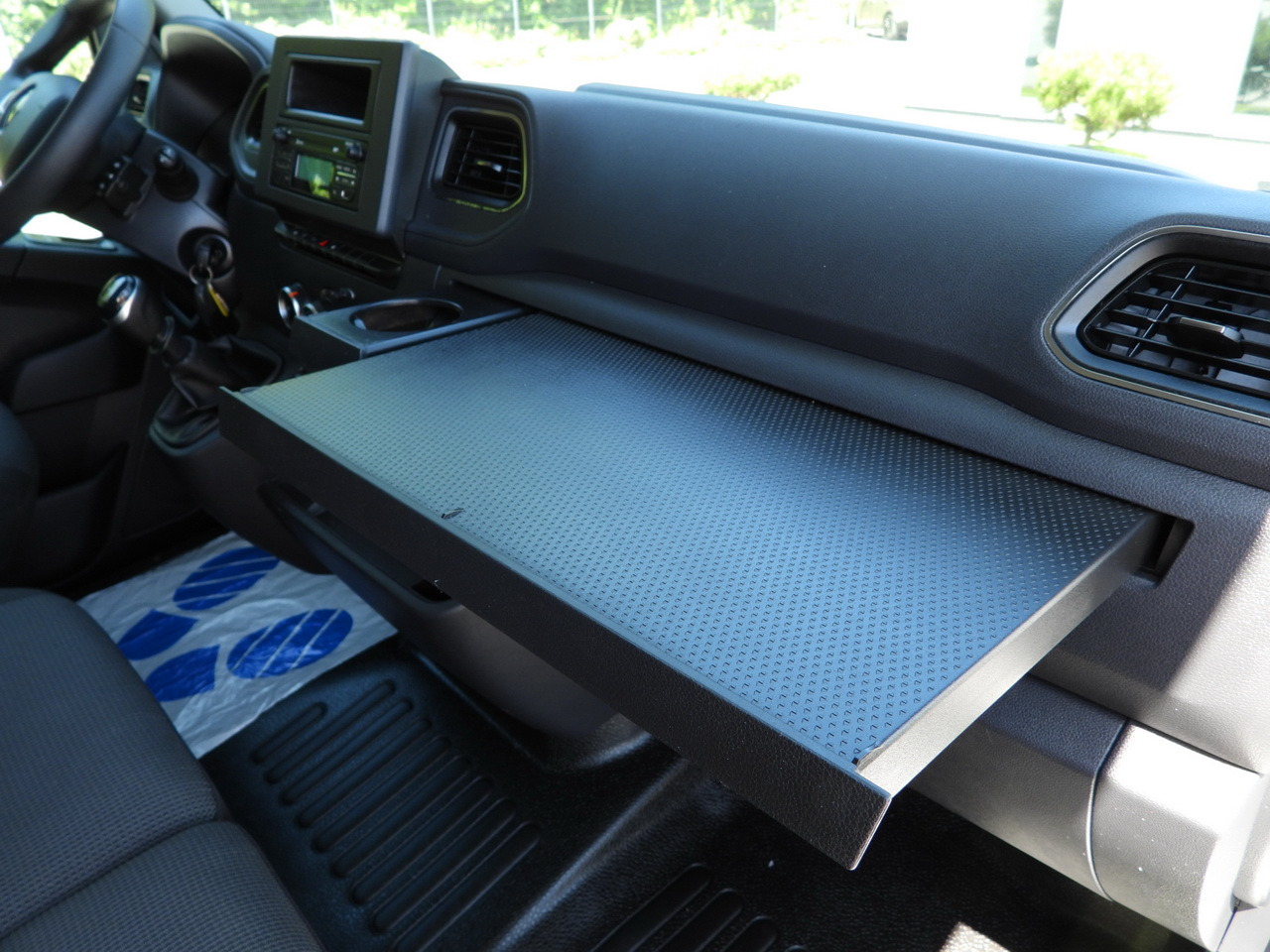 Transportbil med kapell RENAULT MASTER TARPAULIN 10 PALLETS WEBASTO CRUISE CONTROL LED LIGHTS PNEUMATICS AIR CONDITIONING 165HP: bild 40 Transportbil med kapell RENAULT MASTER TARPAULIN 10 PALLETS WEBASTO CRUISE CONTROL LED LIGHTS PNEUMATICS AIR CONDITIONING 165HP: bild 40