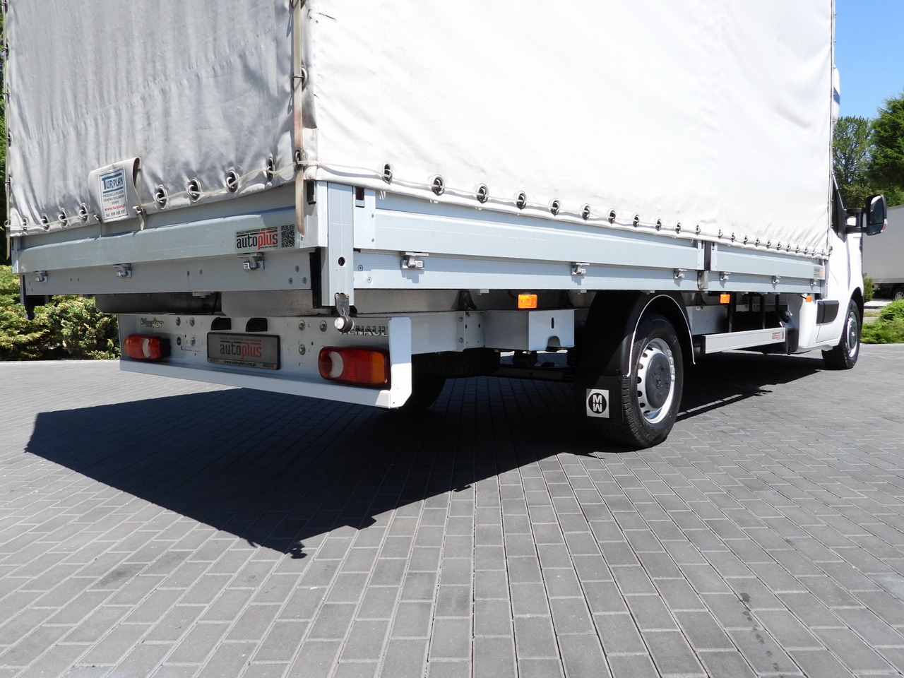 Transportbil med kapell RENAULT MASTER TARPAULIN 10 PALLETS WEBASTO CRUISE CONTROL LED LIGHTS PNEUMATICS AIR CONDITIONING 165HP: bild 25 Transportbil med kapell RENAULT MASTER TARPAULIN 10 PALLETS WEBASTO CRUISE CONTROL LED LIGHTS PNEUMATICS AIR CONDITIONING 165HP: bild 25