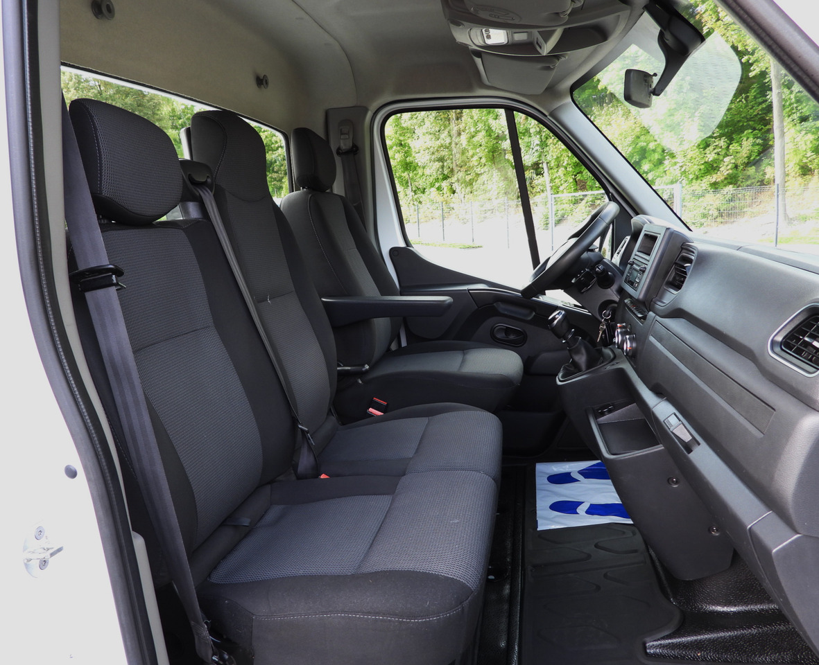 RENAULT MASTER TIPPER CRUISE CONTROL LED LIGHTS TWIN WHEELS AIR CONDITIONING 130HP - Transportbil med tippflak: bild 2 RENAULT MASTER TIPPER CRUISE CONTROL LED LIGHTS TWIN WHEELS AIR CONDITIONING 130HP - Transportbil med tippflak: bild 2