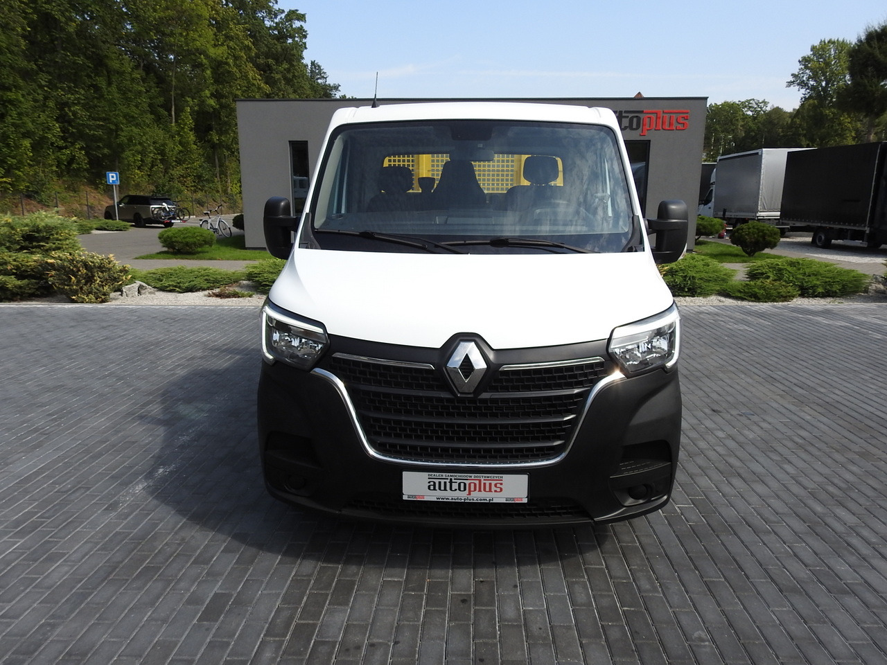 RENAULT MASTER TIPPER CRUISE CONTROL NAVIGATION AIR CONDITIONING LED LIGHTS TWIN WHEELS LOAD WEIGHT 145HP - Transportbil med tippflak: bild 5 RENAULT MASTER TIPPER CRUISE CONTROL NAVIGATION AIR CONDITIONING LED LIGHTS TWIN WHEELS LOAD WEIGHT 145HP - Transportbil med tippflak: bild 5