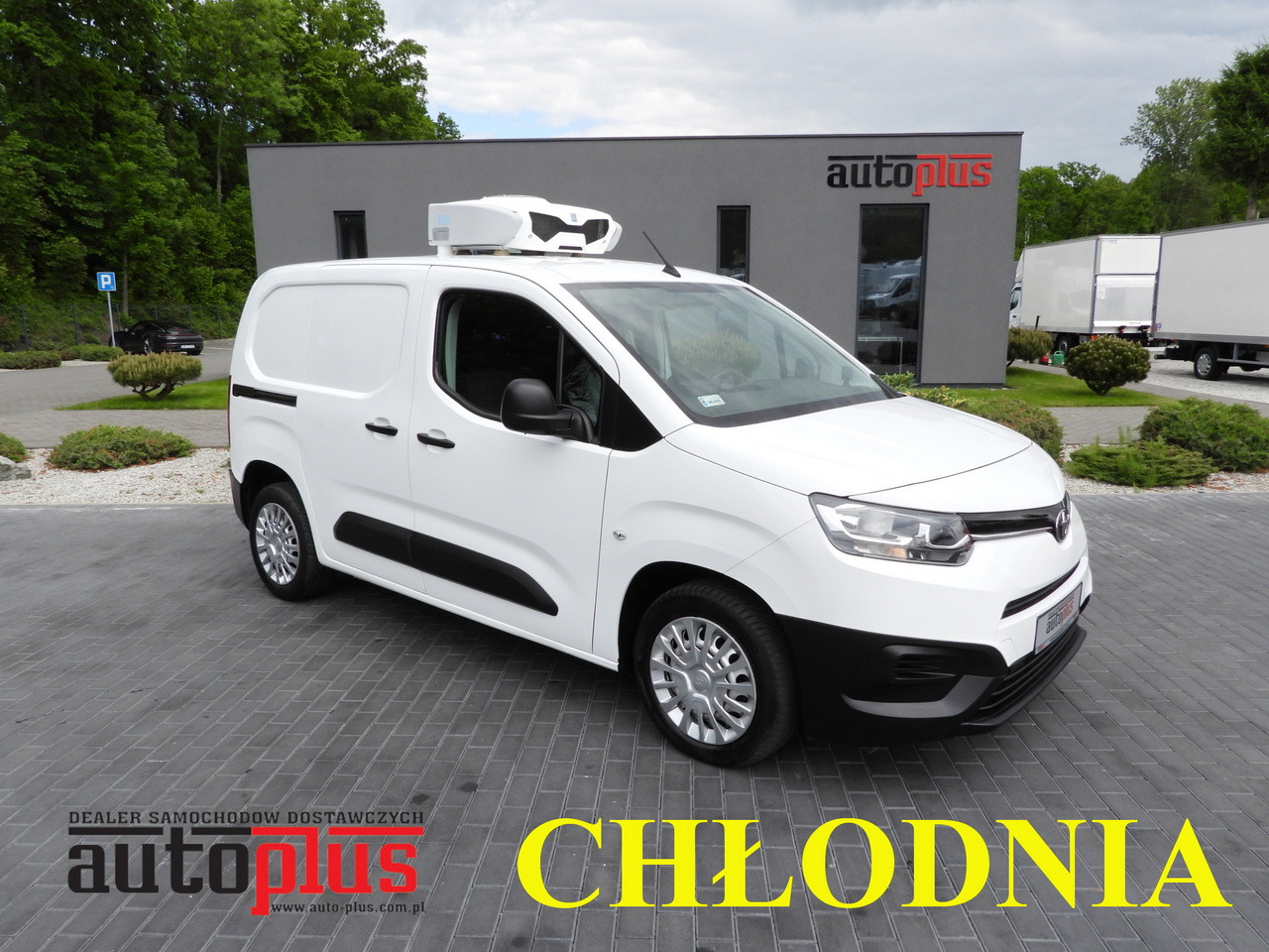 TOYOTA PROACE CITY REFRIGERATOR VAN -15*C POWER SUPPLY 230V CRUISE CONTROL AIR CONDITIONING 100HP - Kylbil: bild 1 TOYOTA PROACE CITY REFRIGERATOR VAN -15*C POWER SUPPLY 230V CRUISE CONTROL AIR CONDITIONING 100HP - Kylbil: bild 1