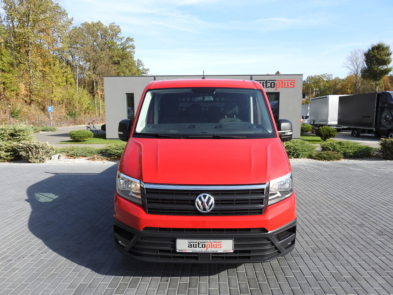 VOLKSWAGEN CRAFTER STAKE BODY DOUBLE CABIN DOKA 7 SEATS AIR CONDITIONING 140HP - Dubbelhytt transportbil: bild 5 VOLKSWAGEN CRAFTER STAKE BODY DOUBLE CABIN DOKA 7 SEATS AIR CONDITIONING 140HP - Dubbelhytt transportbil: bild 5