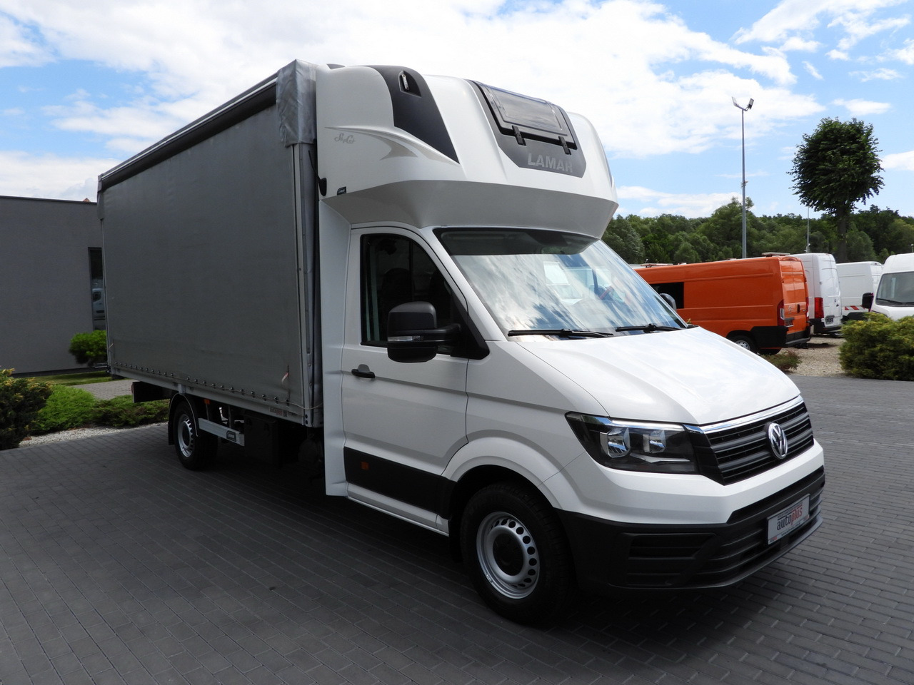 VOLKSWAGEN CRAFTER TARPAULIN 10 PALLETS WEBASTO CRUISE CONTROL AIR CONDITIONING  180HP - Transportbil med kapell: bild 4 VOLKSWAGEN CRAFTER TARPAULIN 10 PALLETS WEBASTO CRUISE CONTROL AIR CONDITIONING  180HP - Transportbil med kapell: bild 4