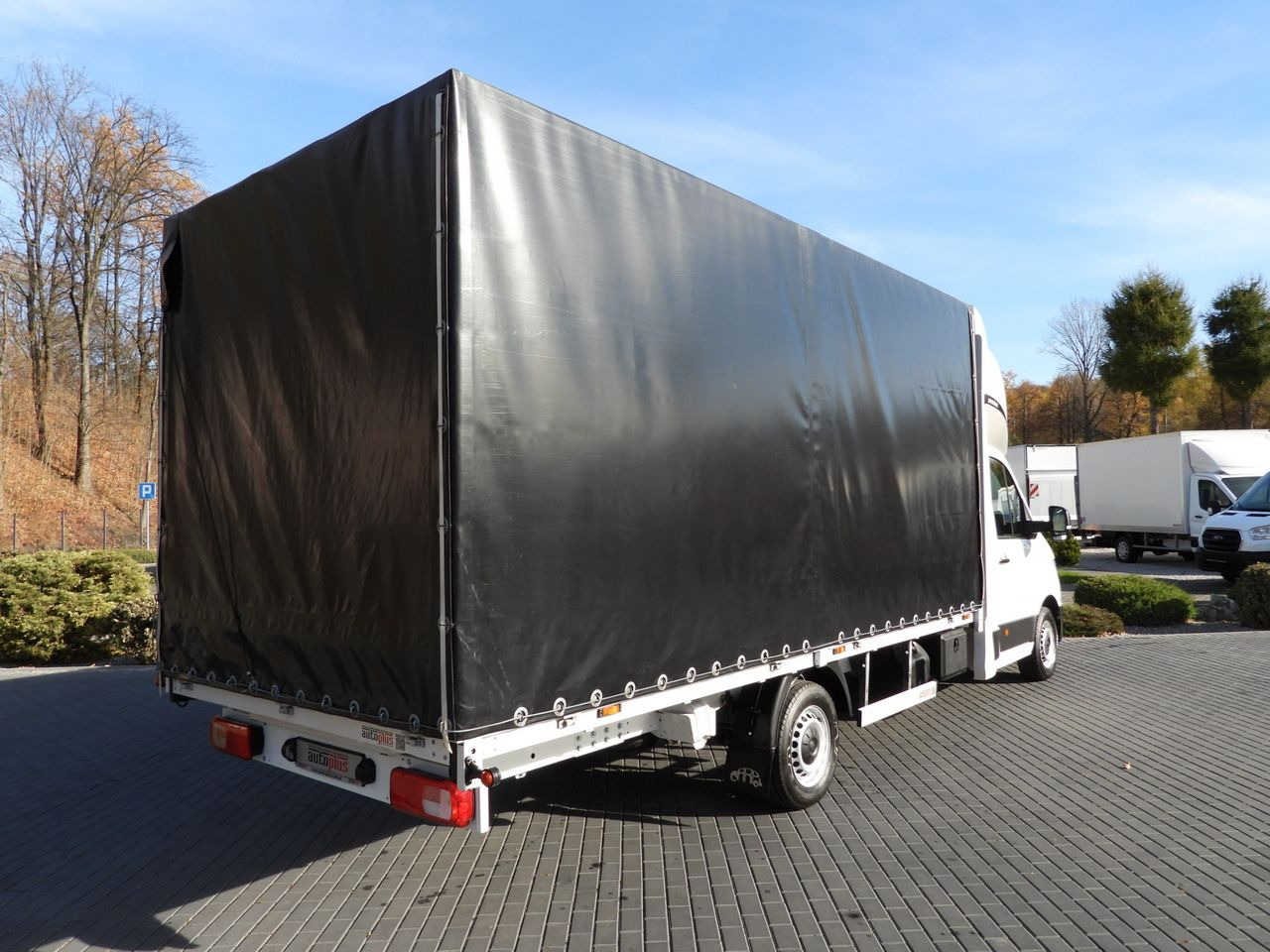 VOLKSWAGEN CRAFTER TARPAULIN 10 PALLETS WEBASTO CRUISE CONTROL LED LIGHTS 180HP - Transportbil med kapell: bild 3 VOLKSWAGEN CRAFTER TARPAULIN 10 PALLETS WEBASTO CRUISE CONTROL LED LIGHTS 180HP - Transportbil med kapell: bild 3