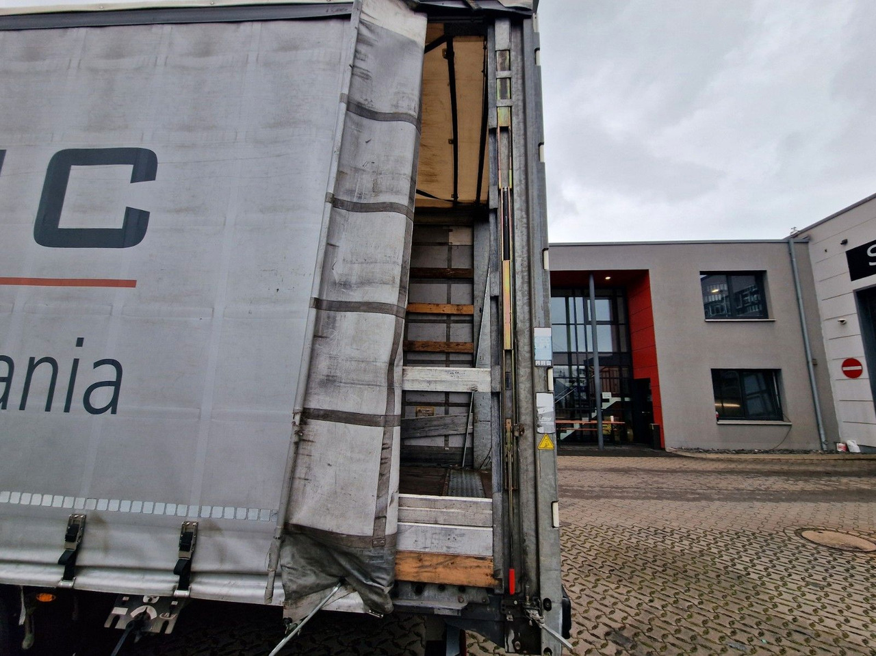 Kapelltrailer Fliegl SZS320 / Hubdach / EDSCHA / Mega: bild 18