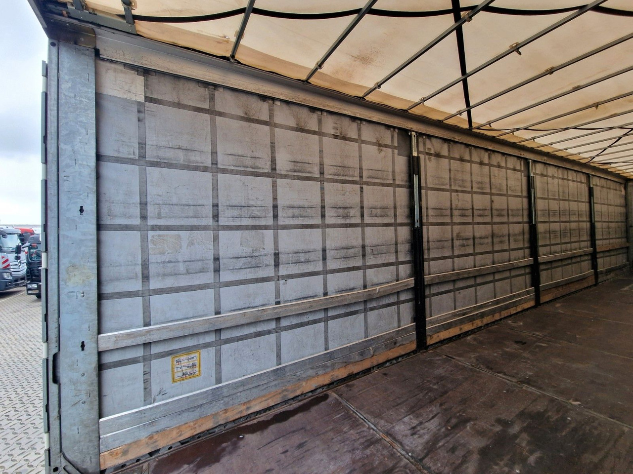 Kapelltrailer Fliegl SZS320 / Hubdach / EDSCHA / Mega: bild 13