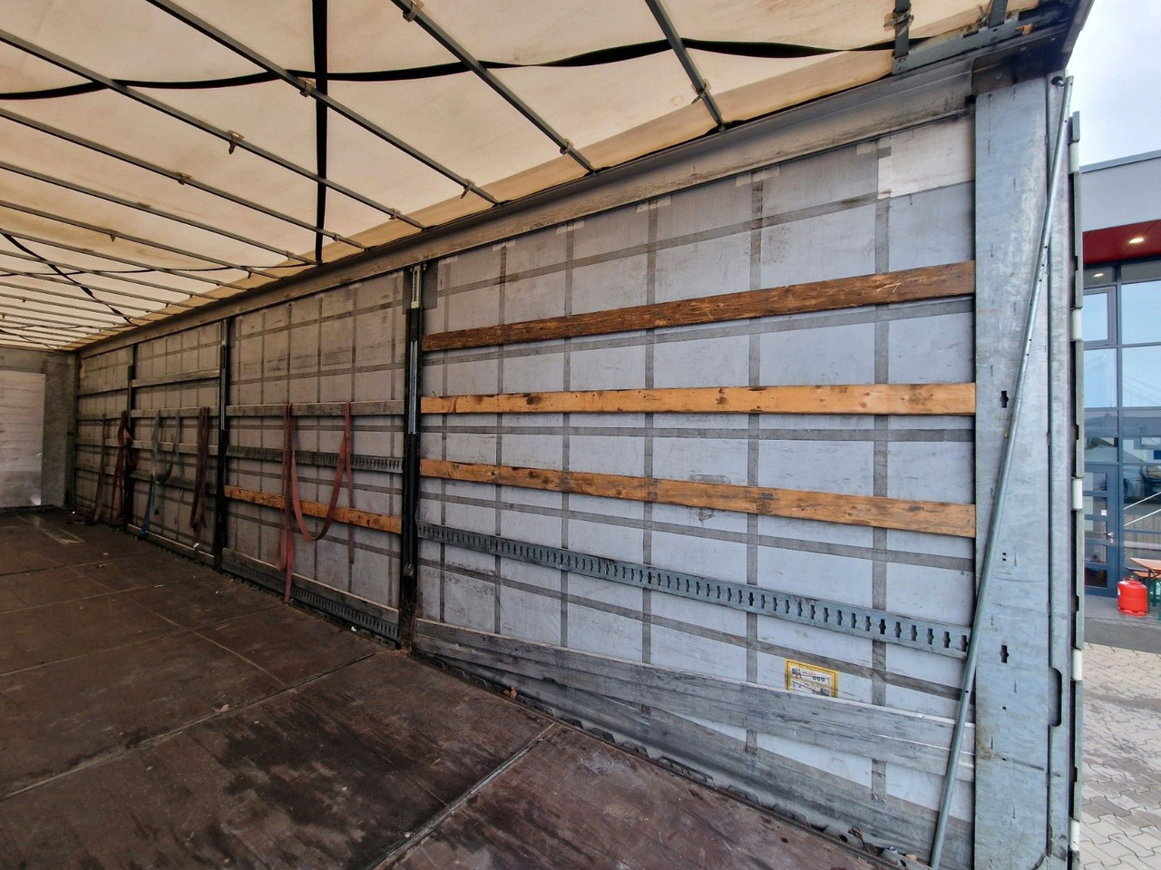 Kapelltrailer Fliegl SZS320 / Hubdach / EDSCHA / Mega: bild 14