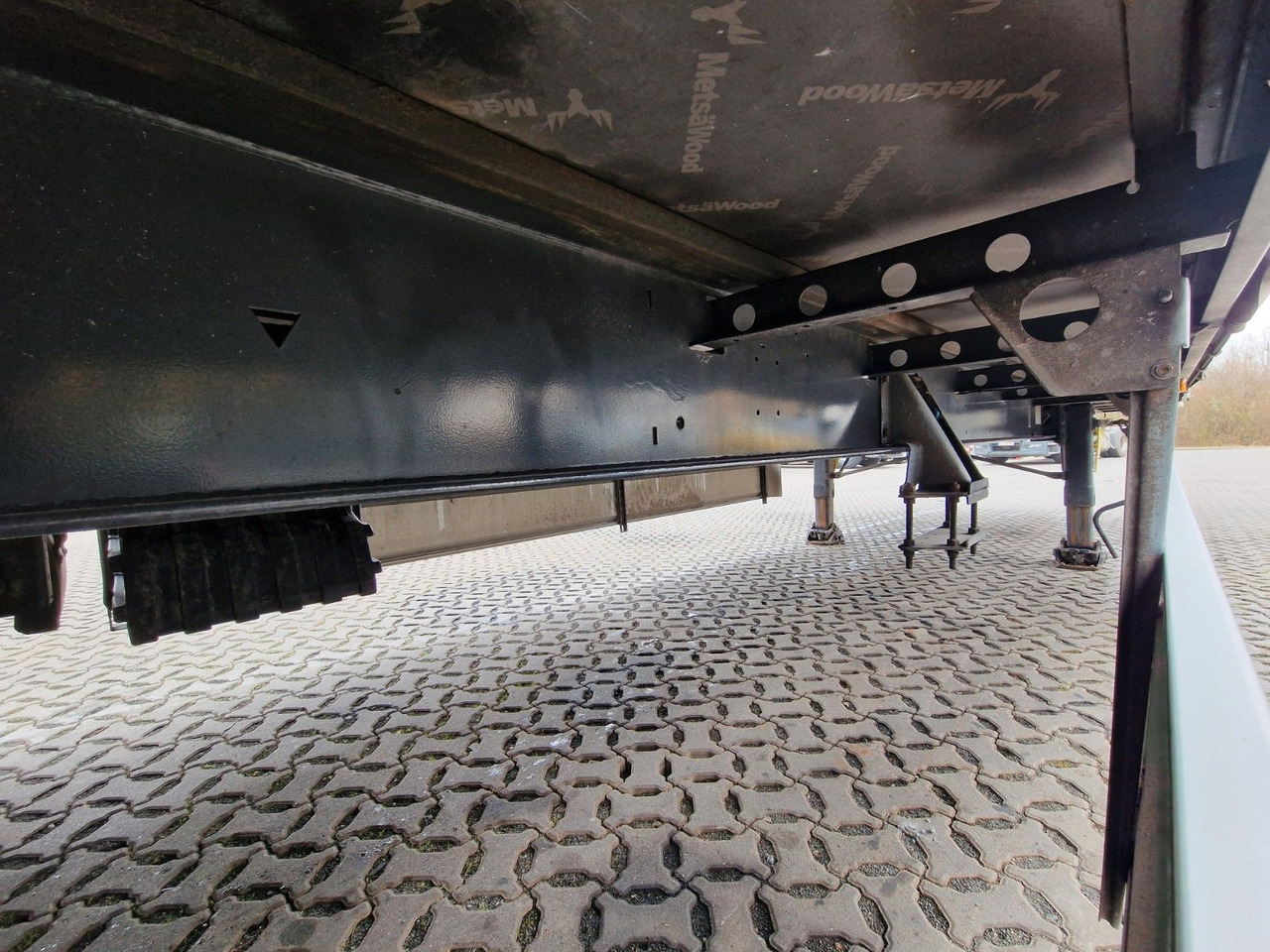 Kapelltrailer Fliegl SZS320 / Hubdach / EDSCHA / Mega: bild 22