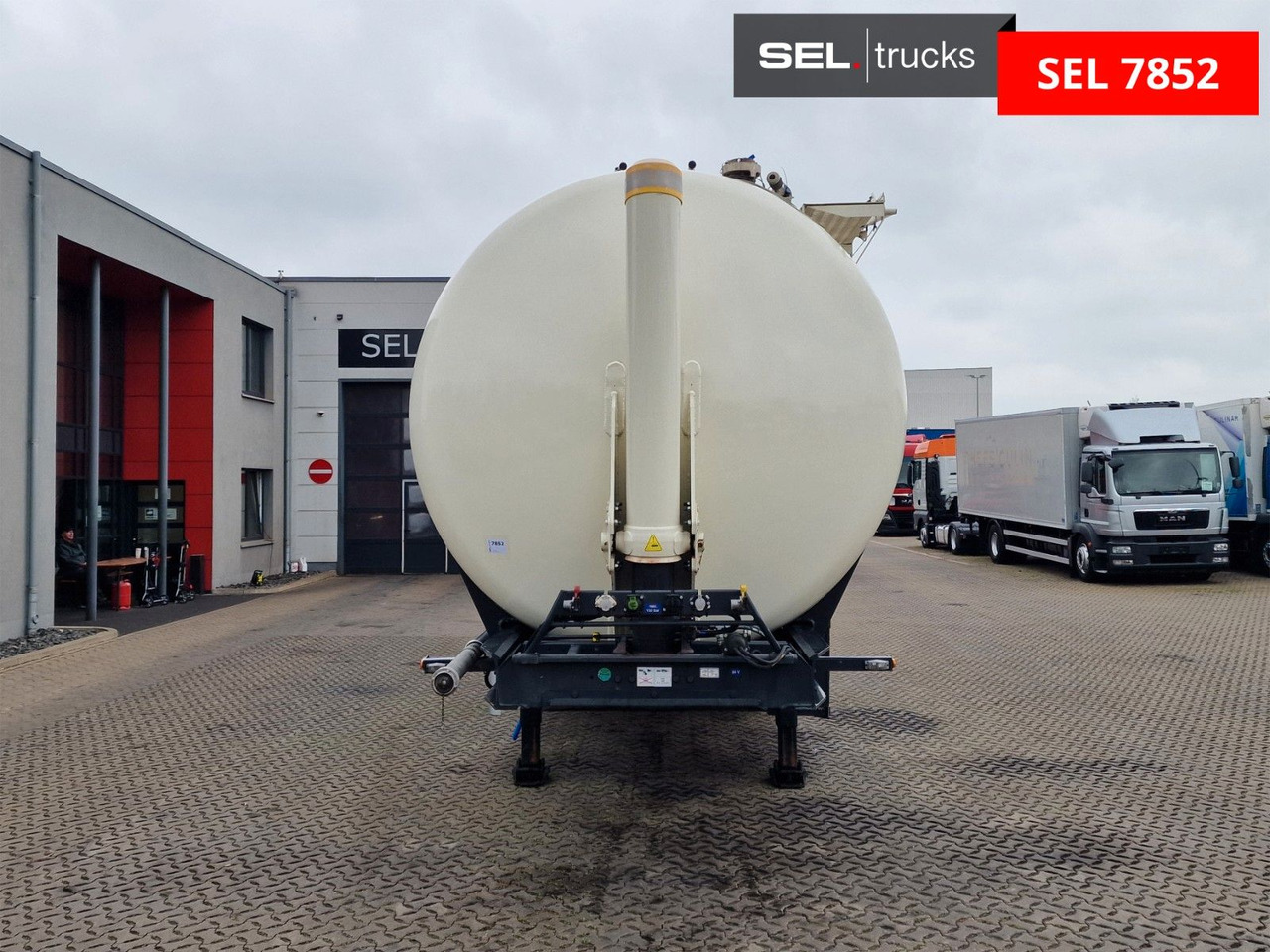 Kässbohrer XS SSK-60 / Kippsilo / Liftachse / 60m3 - Bulktrailer: bild 2 Kässbohrer XS SSK-60 / Kippsilo / Liftachse / 60m3 - Bulktrailer: bild 2