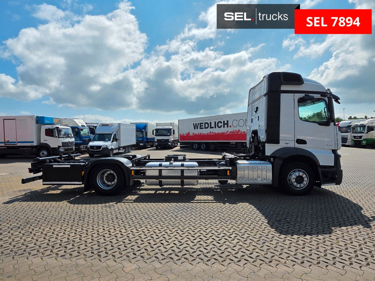 Mercedes-Benz Actros 1842 / Standklimaanlage - Containerbil/ Växelflak lastbil: bild 4 Mercedes-Benz Actros 1842 / Standklimaanlage - Containerbil/ Växelflak lastbil: bild 4