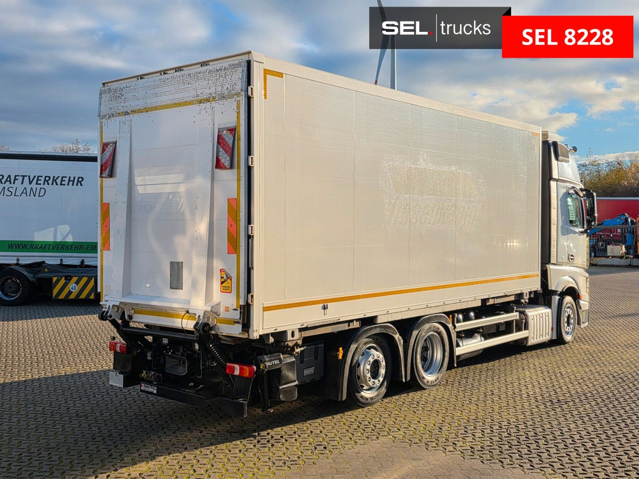 Mercedes-Benz Actros 2542 / Retarder/ Ldbw/Lenkachse/BDF - Containerbil/ Växelflak lastbil: bild 5 Mercedes-Benz Actros 2542 / Retarder/ Ldbw/Lenkachse/BDF - Containerbil/ Växelflak lastbil: bild 5