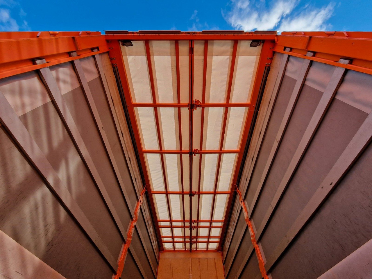 Kapellbil Mercedes-Benz Actros 2548 / Retarder / Aluklappen / 6E: bild 10