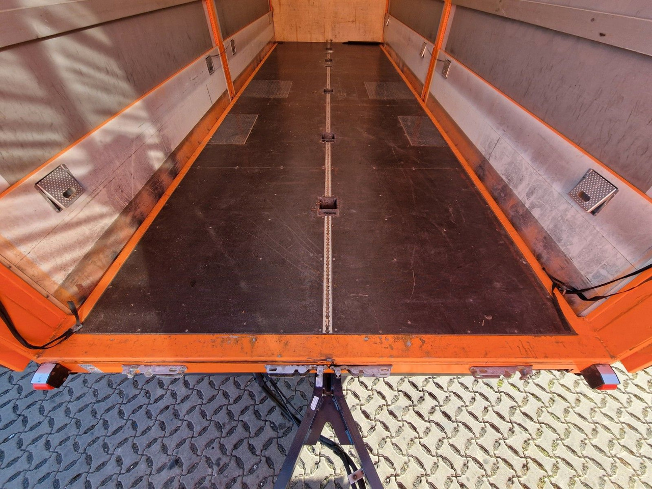 Kapellbil Mercedes-Benz Actros 2548 / Retarder / Aluklappen / 6E: bild 11