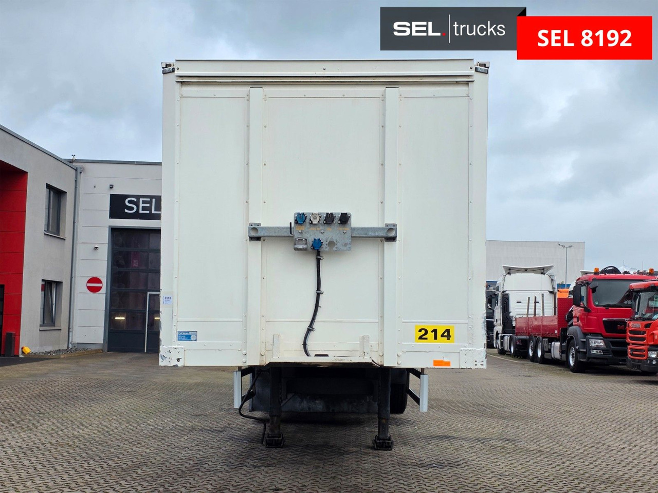 System Trailer PRSSL-24-1TRI / Ldbw / Lenkachse - Dryckestransport semitrailer: bild 2 System Trailer PRSSL-24-1TRI / Ldbw / Lenkachse - Dryckestransport semitrailer: bild 2