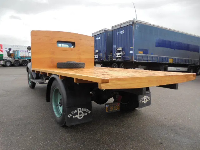 Chevrolet 1 1/2 TON FLATBED - Flakbil: bild 5 Chevrolet 1 1/2 TON FLATBED - Flakbil: bild 5