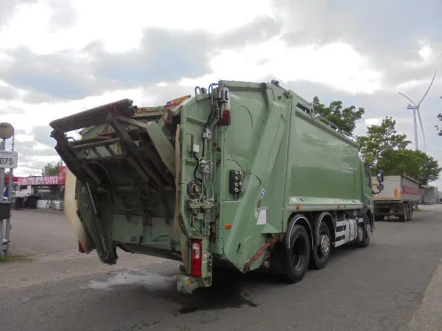 Leasa DAF CF 250 6X2 DAF CF 250 6X2: bild 17